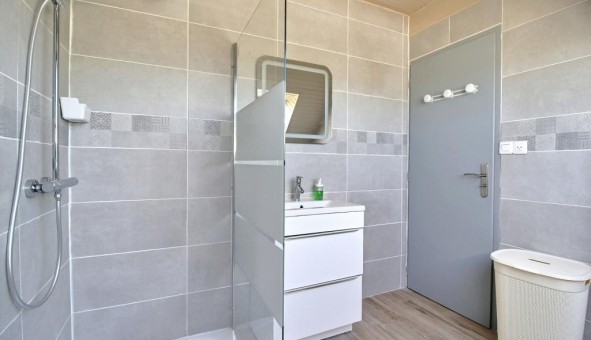 Logement tudiant T5 à Camol (56130)