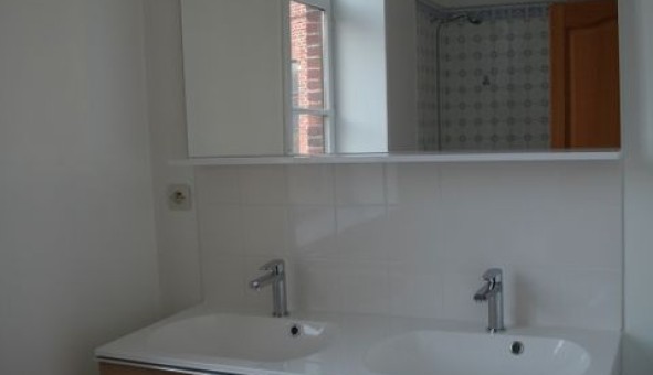 Logement �tudiant T5 &agrave; Cappelle en P�v�le (59242)