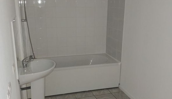 Logement �tudiant T5 &agrave; Caudebec l�s Elbeuf (76320)
