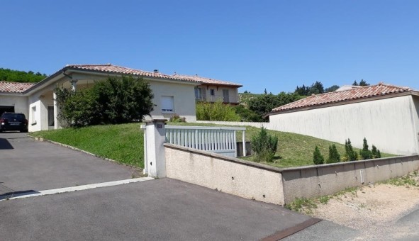 Logement �tudiant T5 &agrave; Chaintr� (71570)