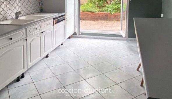 Logement tudiant Location T5 Meublé Champs sur Marne (77420)