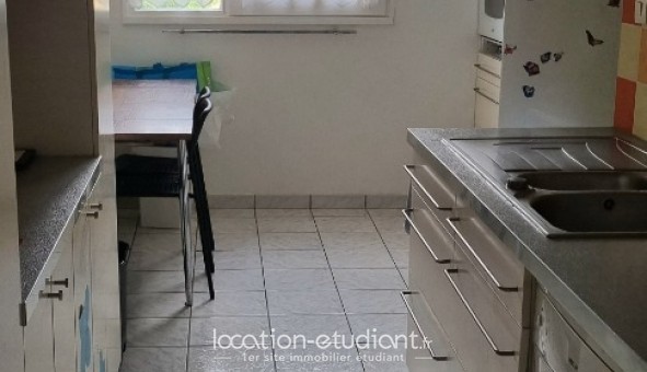 Logement �tudiant T5 &agrave; Champs sur Marne (77420)