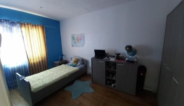 Logement �tudiant T5 &agrave; Chassagny (69700)