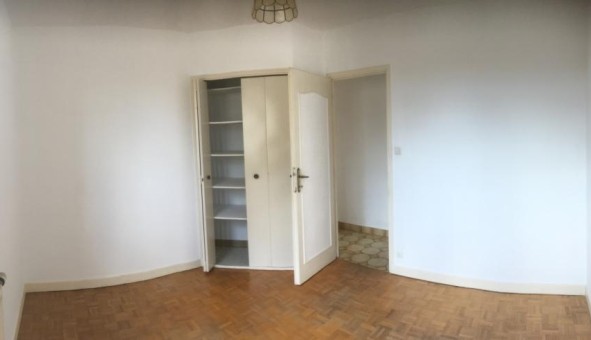 Logement tudiant T5 à Chtenoy le Royal (71880)
