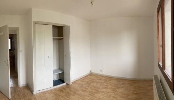 Logement tudiant T5 à Chtenoy le Royal (71880)
