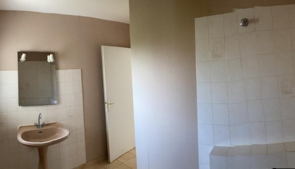Logement tudiant T5 à Chtenoy le Royal (71880)