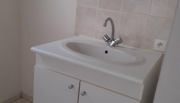 Logement tudiant T5 à Chmery (41700)