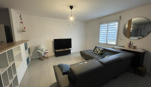 Logement �tudiant T5 &agrave; Combreux (45530)