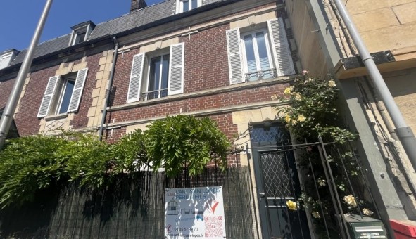 Logement tudiant T5 à Creil (60100)