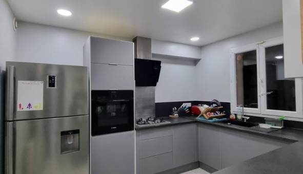 Logement tudiant T5 à Crosne (91560)