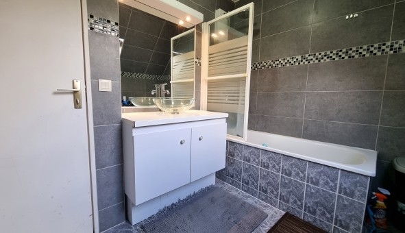 Logement tudiant T5 à Crosne (91560)