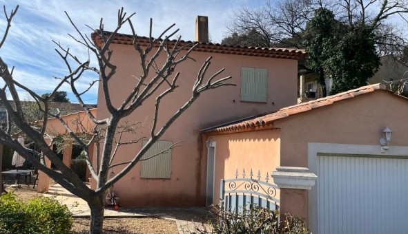 Logement �tudiant T5 &agrave; Cuers (83390)