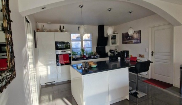 Logement tudiant T5 à Darvault (77140)