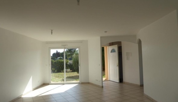 Logement tudiant Location T5 Vide Dissay (86130)
