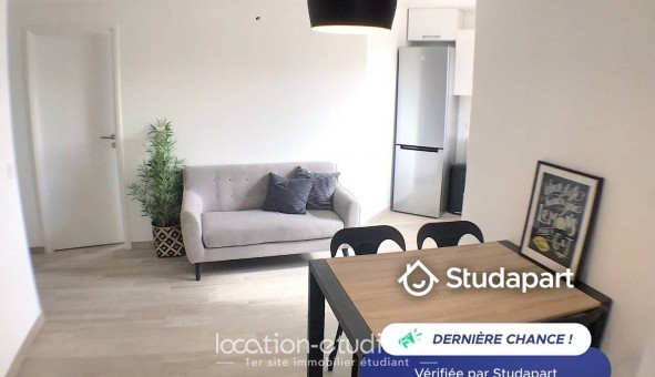 Logement étudiant Location T5 Meublé Évry (91000)