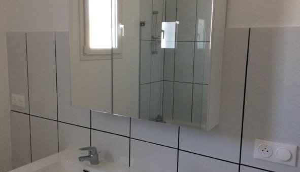 Logement tudiant T5 à Forcalqueiret (83136)