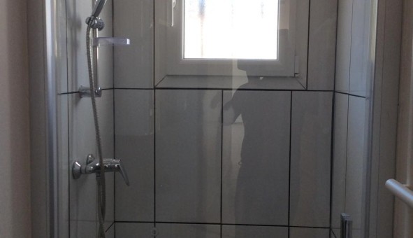 Logement tudiant T5 à Forcalqueiret (83136)