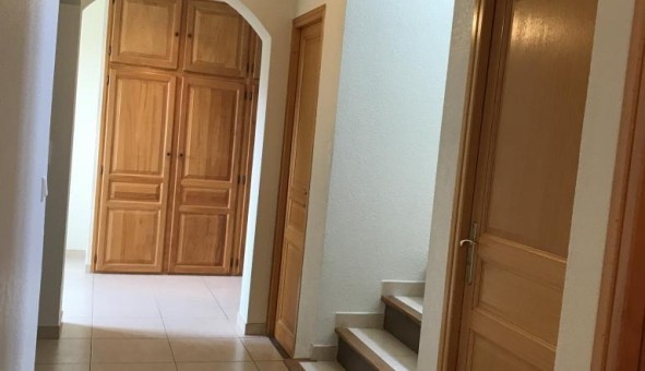 Logement étudiant T5 à Furiani (20600)