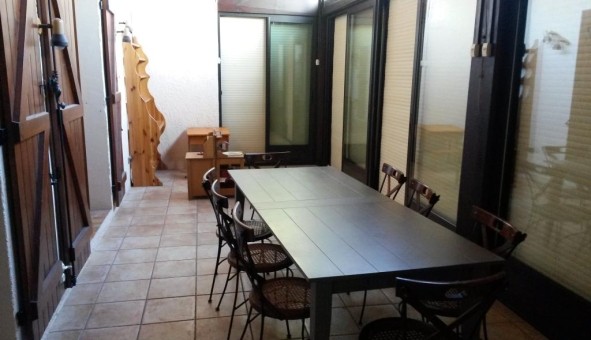 Logement �tudiant T5 &agrave; Gastes (40160)