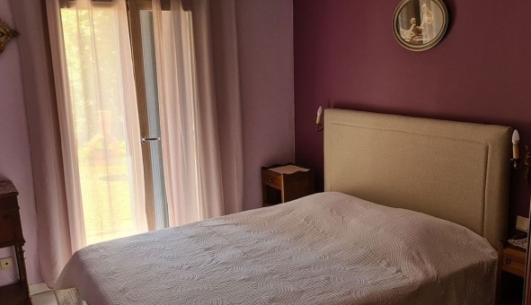Logement �tudiant T5 &agrave; Gr�oux les Bains (04800)
