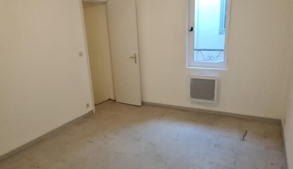 Logement tudiant T5 à Hyres (83400)