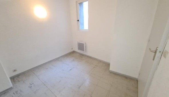 Logement tudiant T5 à Hyres (83400)