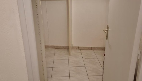 Logement tudiant T5 à Hyres (83400)