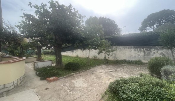 Logement tudiant T5 à Hyres (83400)