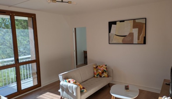 Logement �tudiant Location T5 Vide Jou� l�s Tours (37300)