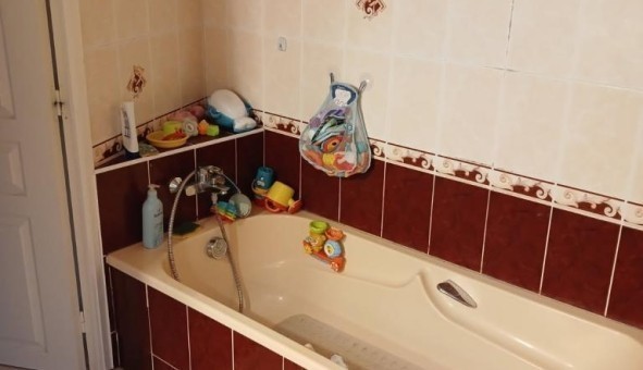 Logement tudiant T5 à Kergrist (56300)