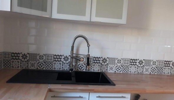 Logement �tudiant T5 &agrave; L'Isle sur la Sorgue (84800)