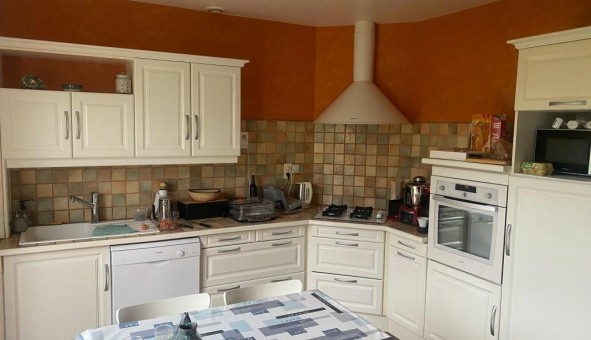 Logement �tudiant T5 &agrave; La Bastide l'�v�que (12200)