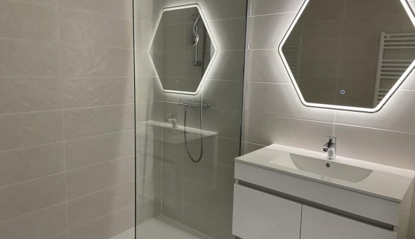 Logement tudiant Location T5 Vide La Boisse (01120)