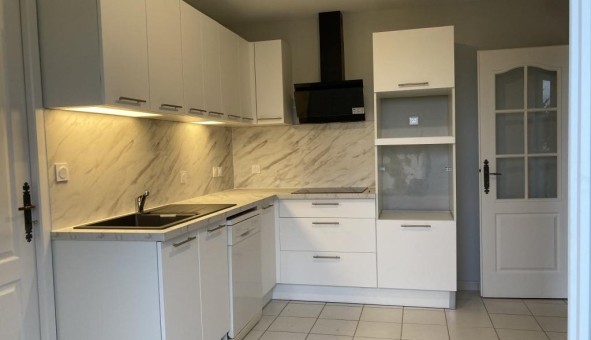 Logement �tudiant T5 &agrave; La Couronne (16400)