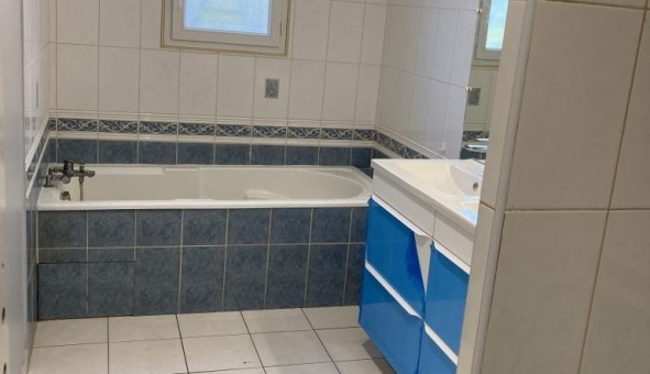 Logement �tudiant T5 &agrave; La Couronne (16400)