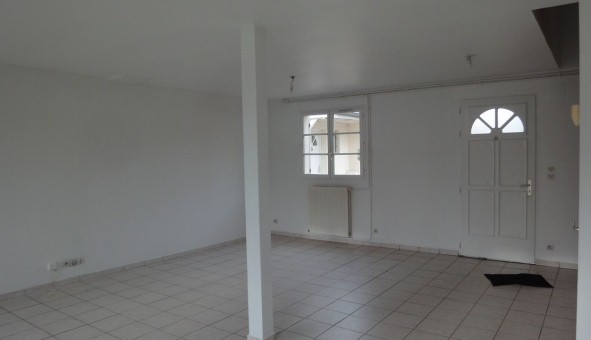 Logement �tudiant T5 &agrave; Lacroix Saint Ouen (60610)