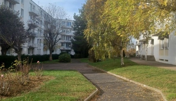 Logement �tudiant Location T5 Vide Laines aux Bois (10120)