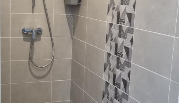 Logement tudiant T5 à Lamagistre (82360)