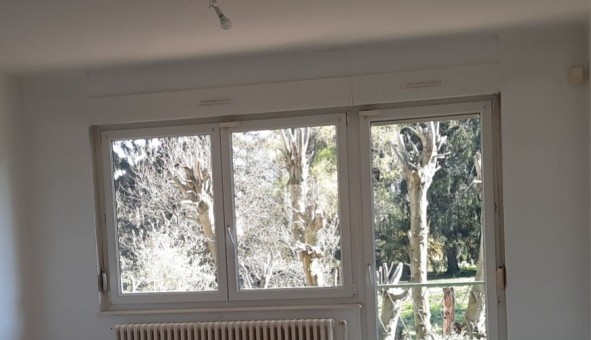 Logement tudiant Location T5 Vide Le Ban Saint Martin (57050)