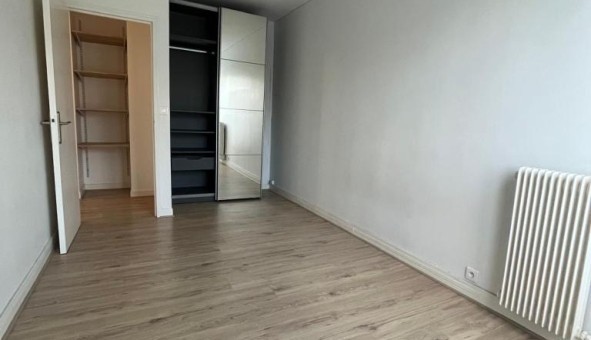 Logement �tudiant T5 &agrave; Le Plessis Robinson (92350)