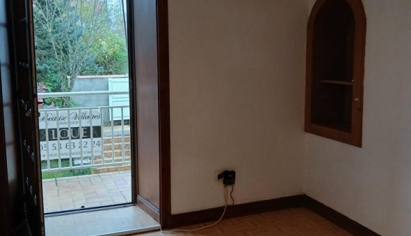 Logement tudiant T5 à Les Adjots (16700)