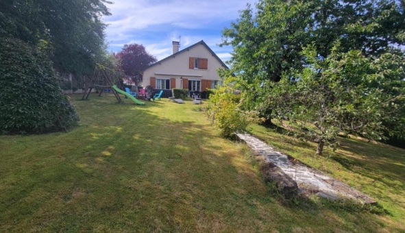 Logement tudiant T5 à Les Ayvelles (08000)