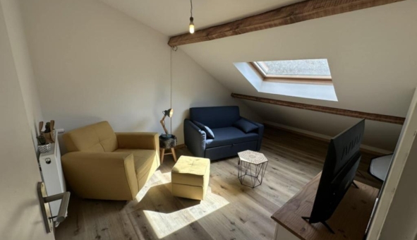 Logement tudiant T5 à Les Ayvelles (08000)