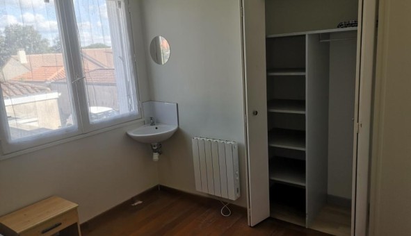 Logement tudiant T5 à Les Sorinires (44840)