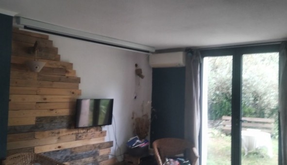 Logement �tudiant Location T5 Vide Logrian Florian (30610)