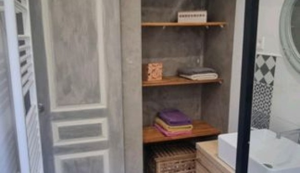 Logement �tudiant T5 &agrave; Logrian Florian (30610)