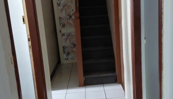 Logement tudiant T5 à Mry sur Cher (18100)