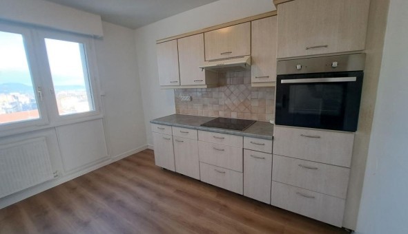 Logement tudiant T5 à Nancy (54100)