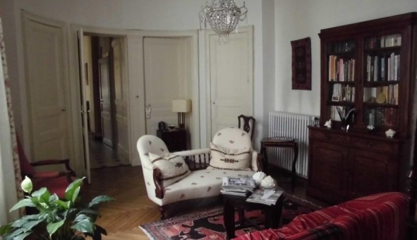 Logement �tudiant Location T5 Vide Nantes (44200)