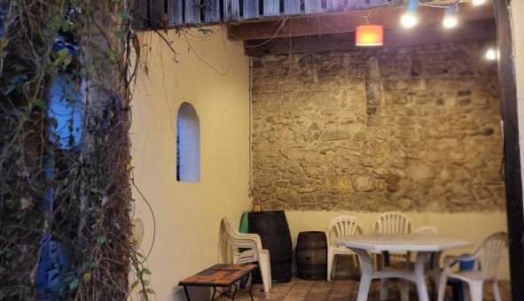 Logement tudiant Location T5 Vide Nmes (30000)